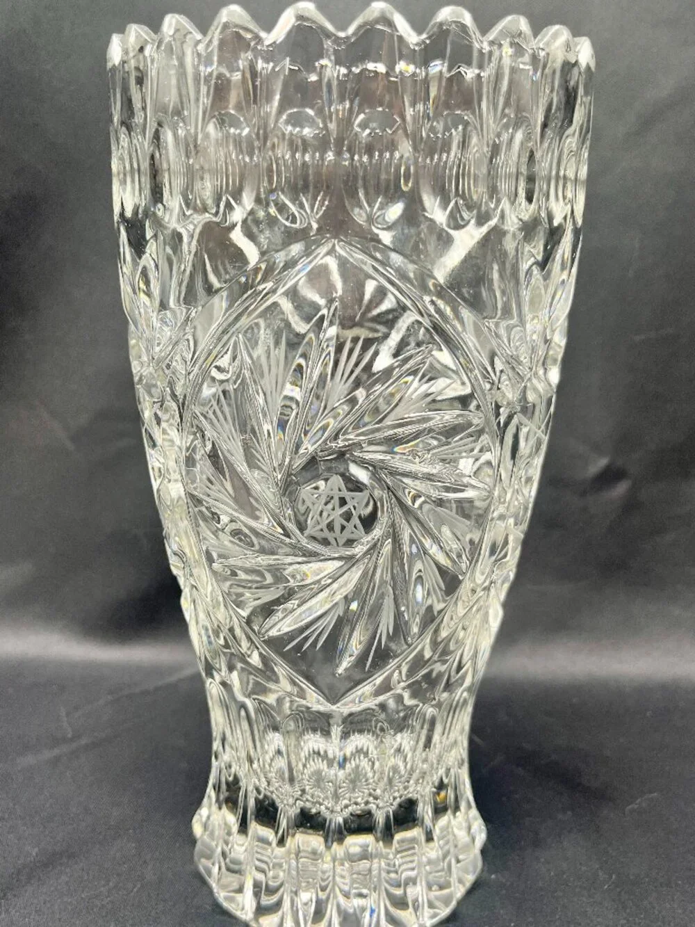 Vintage Zajecar Lead Crystal Vase Pinwheel & Star Made in Yugoslavia